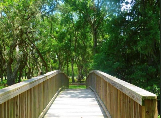 345 Sandy Trail, Angleton, TX 77486