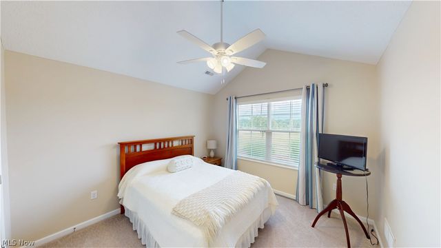 1934 Woods Drive, Streetsboro, OH 44241