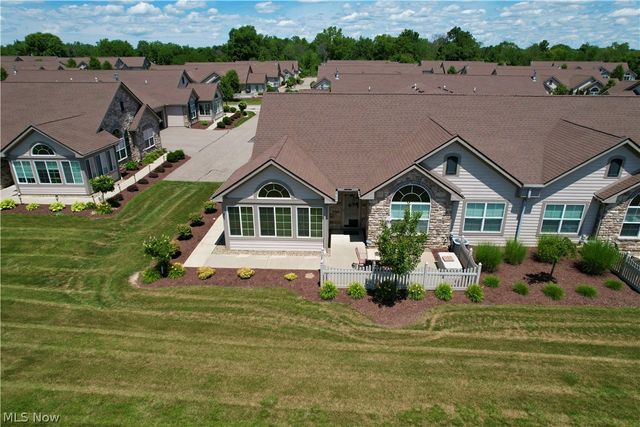 1934 Woods Drive, Streetsboro, OH 44241