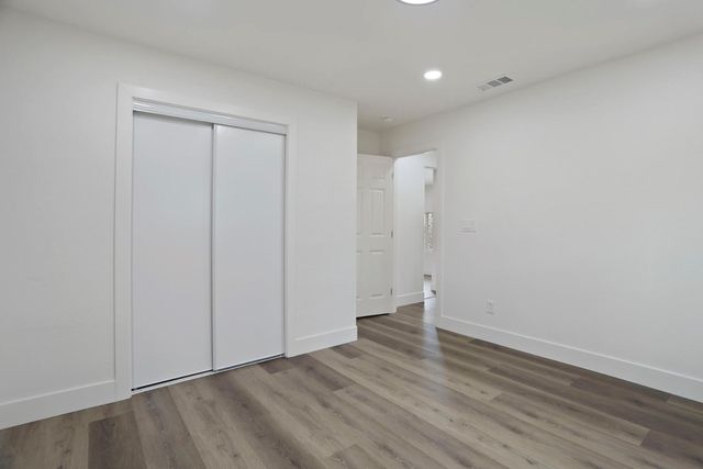 4106 E 6th St, Stockton, CA 95215