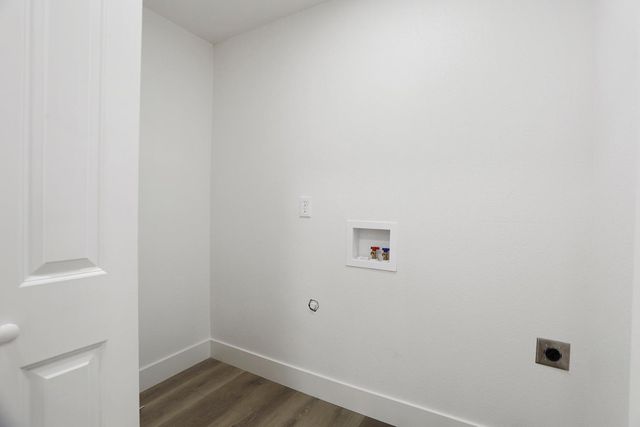 4106 E 6th St, Stockton, CA 95215