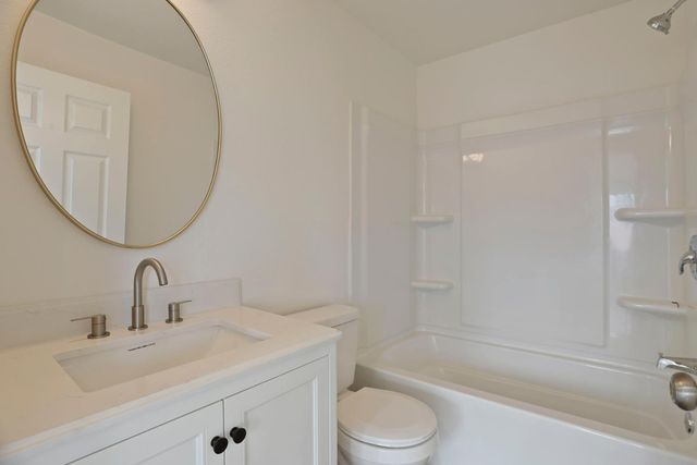 4106 E 6th St, Stockton, CA 95215