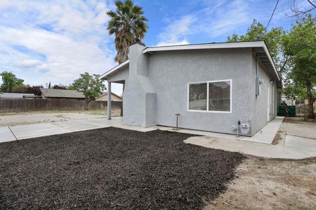 4106 E 6th St, Stockton, CA 95215