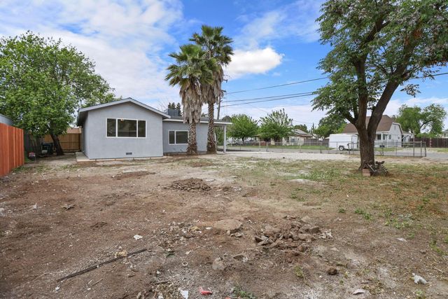 4106 E 6th St, Stockton, CA 95215