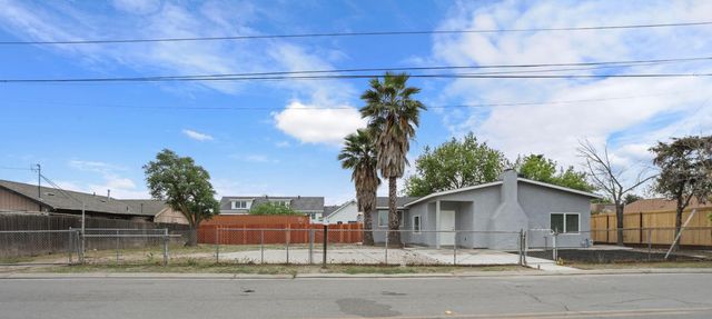 4106 E 6th St, Stockton, CA 95215