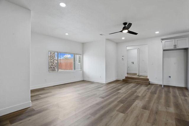 4106 E 6th St, Stockton, CA 95215