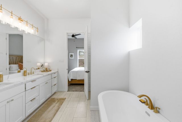 504 Hackamore Court, Weatherford, TX 76088