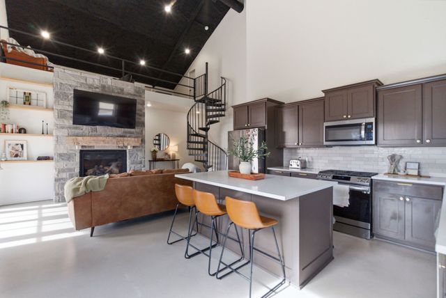 504 Hackamore Court, Weatherford, TX 76088