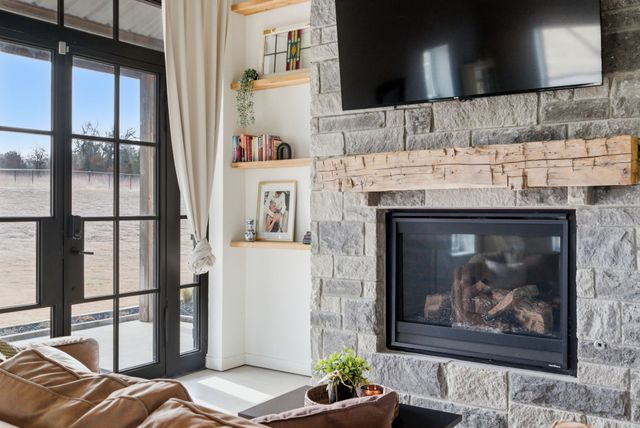 504 Hackamore Court, Weatherford, TX 76088