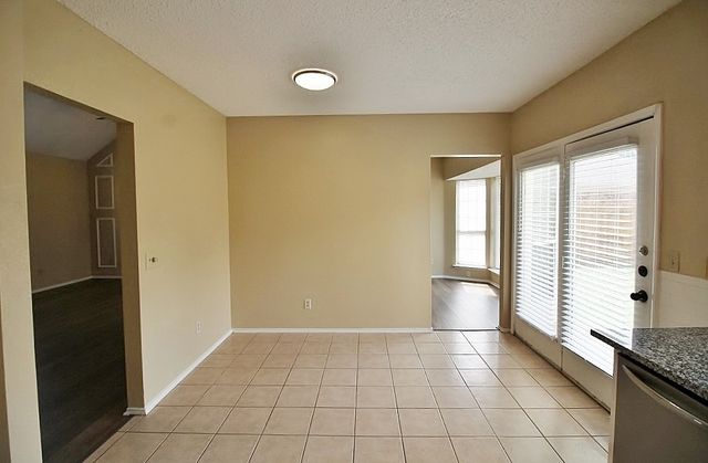 311 Pemberton Place, Cedar Hill, TX 75104