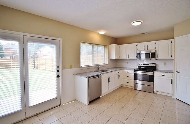 311 Pemberton Place, Cedar Hill, TX 75104