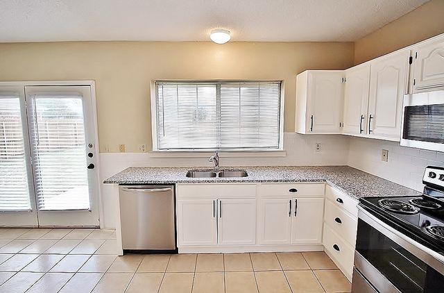 311 Pemberton Place, Cedar Hill, TX 75104