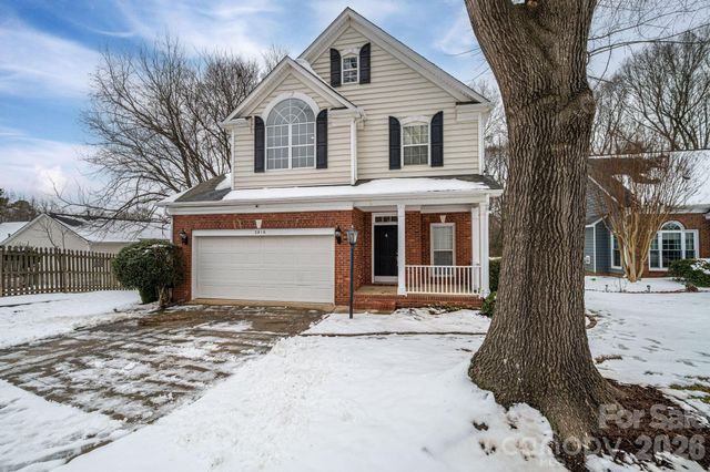2816 Robyns Glen Drive, Charlotte, NC 28269