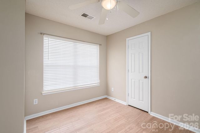 2816 Robyns Glen Drive, Charlotte, NC 28269