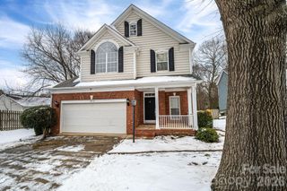 2816 Robyns Glen Drive, Charlotte, NC 28269