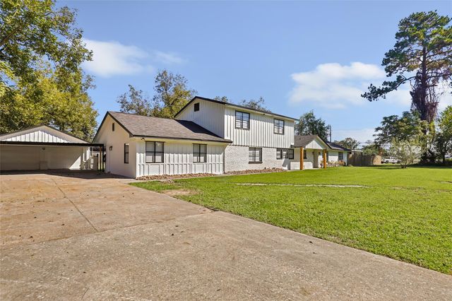 1122 Desirable Lane, Huffman, TX 77336