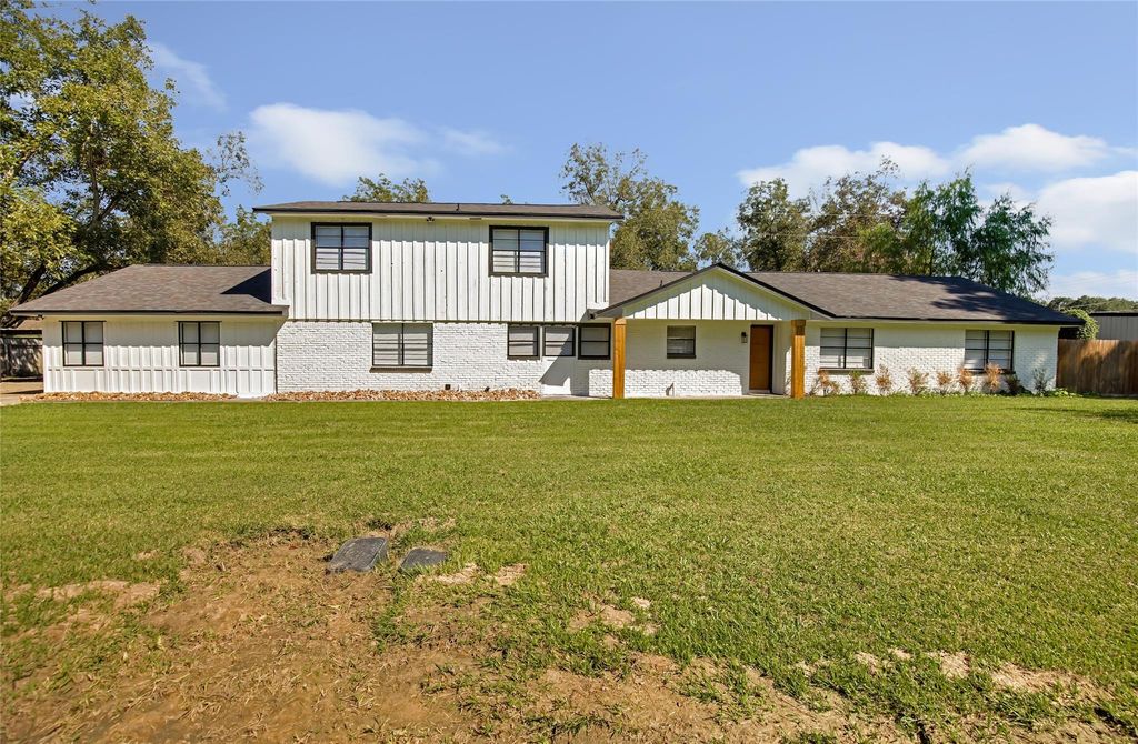 1122 Desirable Lane, Huffman, TX 77336