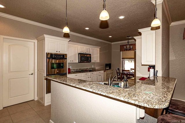 1 Victoria Lane, Hot Springs Village, AR 71909