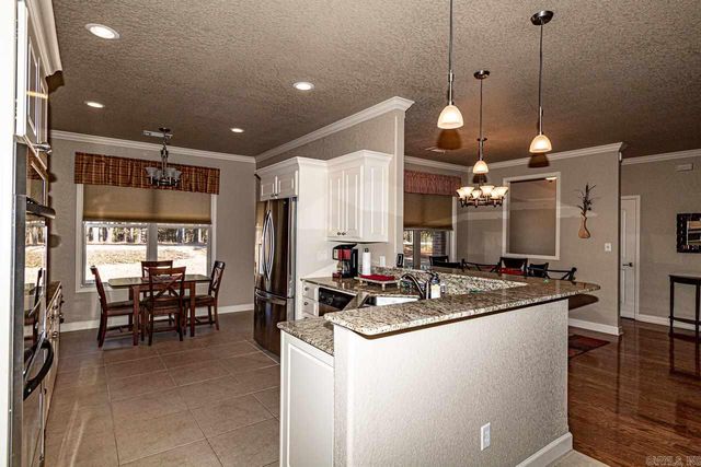 1 Victoria Lane, Hot Springs Village, AR 71909