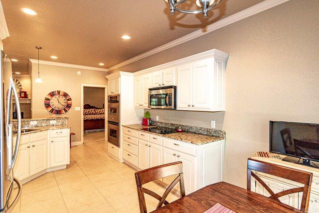 1 Victoria Lane, Hot Springs Village, AR 71909