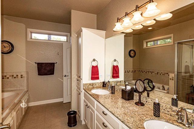 1 Victoria Lane, Hot Springs Village, AR 71909