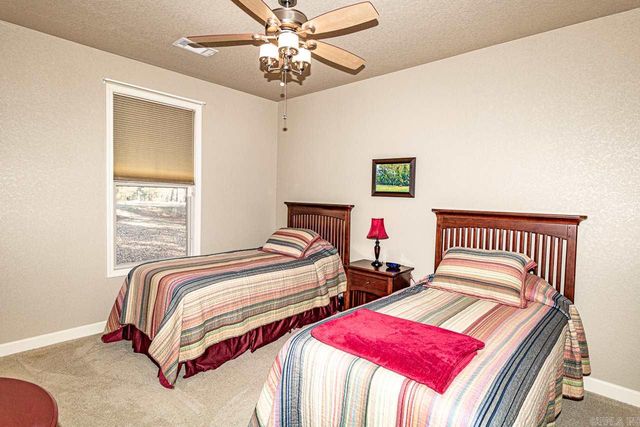 1 Victoria Lane, Hot Springs Village, AR 71909