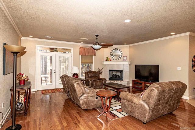 1 Victoria Lane, Hot Springs Village, AR 71909