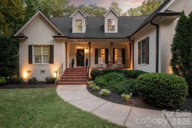 611 Pacer Lane, Waxhaw, NC 28173