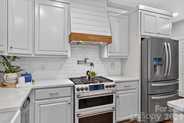 611 Pacer Lane, Waxhaw, NC 28173