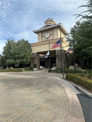 11718 Oak Street, Apple Valley, CA 92308