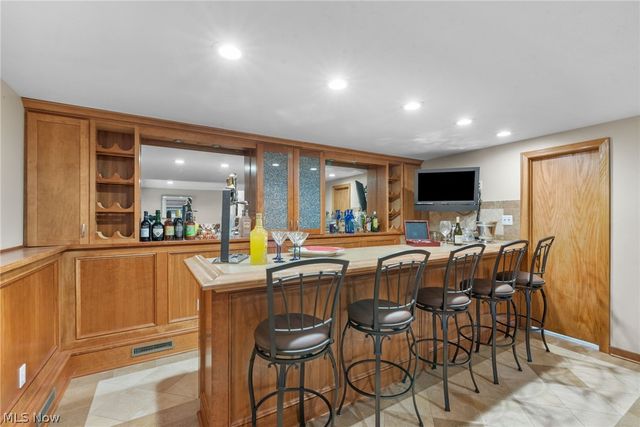 9445 Barr Road, Brecksville, OH 44141