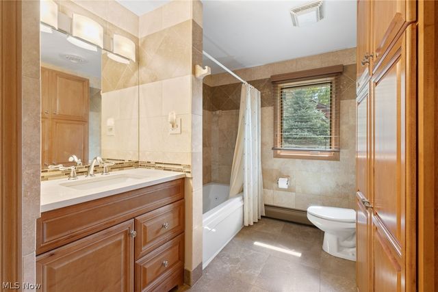 9445 Barr Road, Brecksville, OH 44141