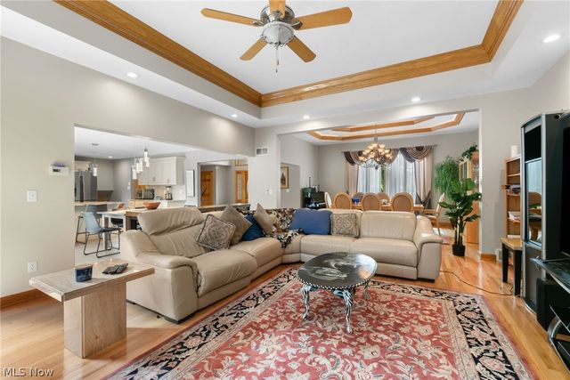9445 Barr Road, Brecksville, OH 44141