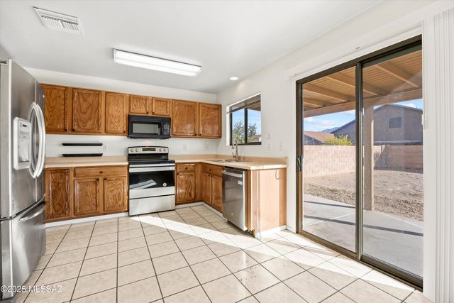 5204 N Tributary Drive, Tucson, AZ 85705