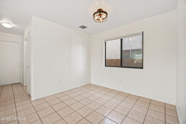 5204 N Tributary Drive, Tucson, AZ 85705