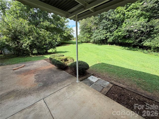 127 Holly Court, Bostic, NC 28018