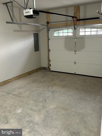 127 DELANO DRIVE, Chambersburg, PA 17202