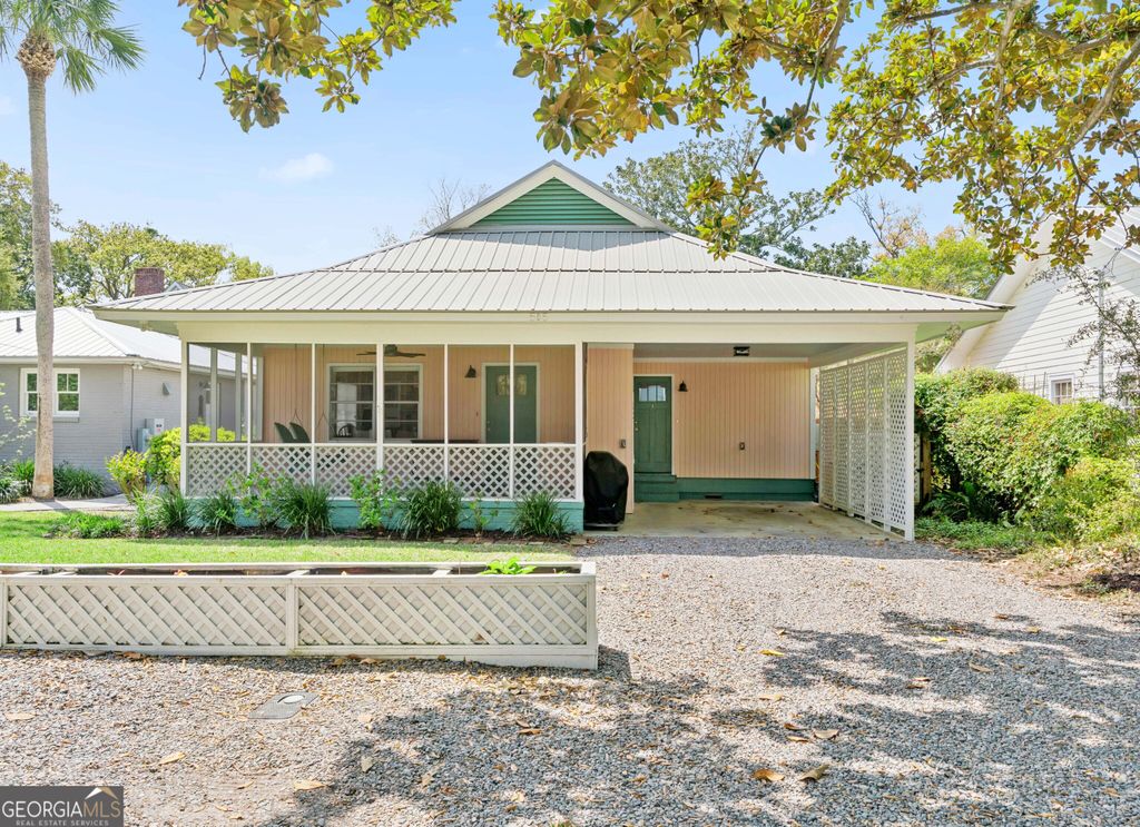 505 Beach Drive, Saint Simons Island, GA 31522