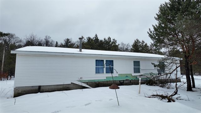 4901 Brunswick Road, Holton, MI 49425