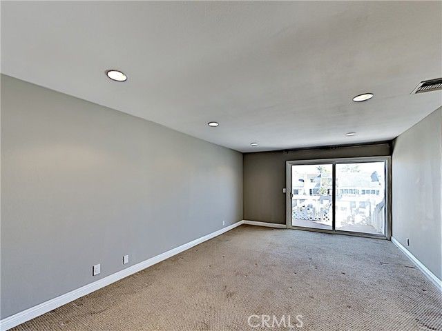 2030 Kingsbridge Way, Oxnard, CA 93035