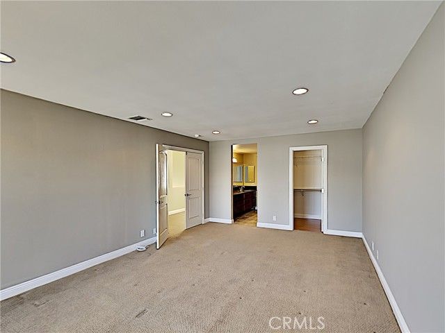 2030 Kingsbridge Way, Oxnard, CA 93035