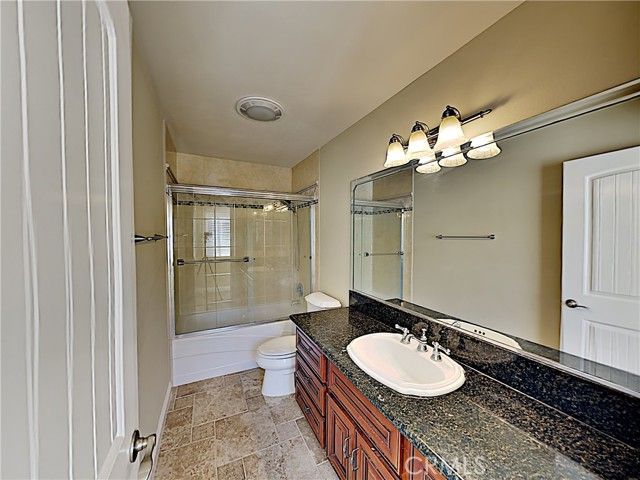 2030 Kingsbridge Way, Oxnard, CA 93035