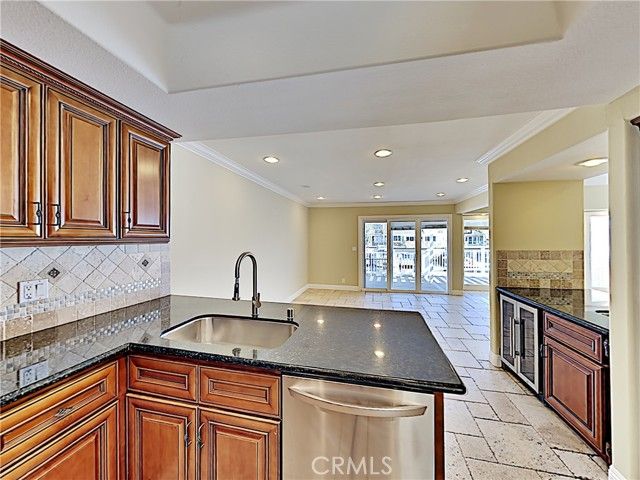 2030 Kingsbridge Way, Oxnard, CA 93035