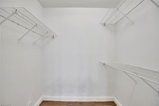714 Woodbury Knolls Drive, Winston-salem, NC 27104