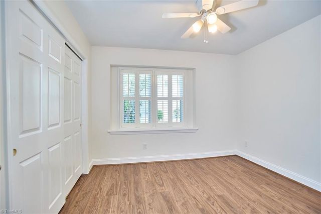 714 Woodbury Knolls Drive, Winston-salem, NC 27104