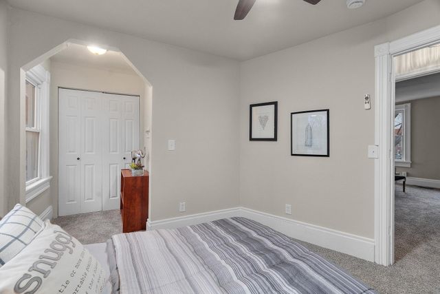 534 Thomas Avenue, Saint Paul, MN 55103