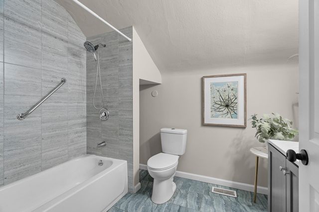 534 Thomas Avenue, Saint Paul, MN 55103