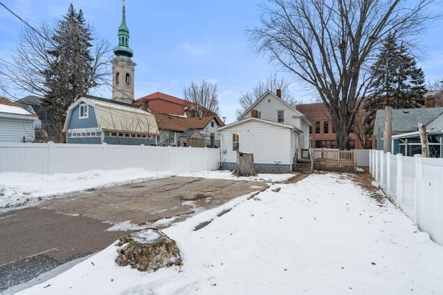 534 Thomas Avenue, Saint Paul, MN 55103