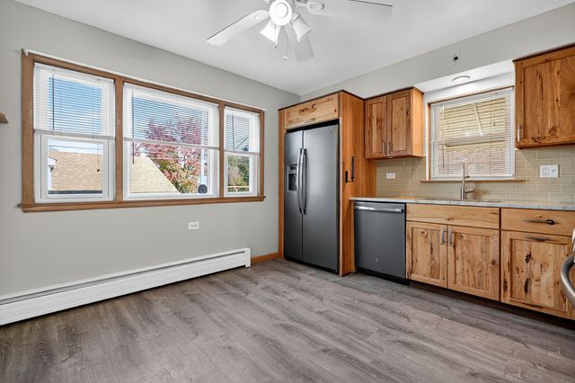 6408 W Raven Street 1, Chicago, IL 60631