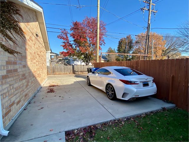 6408 W Raven Street 1, Chicago, IL 60631